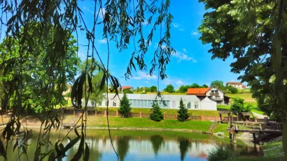 Veliki &scaron;ator za proslave/Foto: OPG Doneski, Daruvar, &scaron;ator za vjenjčanja, 300 ljudi, proslave, team building, konferencije