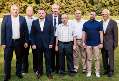 Antun Romozi (prvi s desna) kao član uprave NK Daruvara 2018. godine/Foto: Privatni album